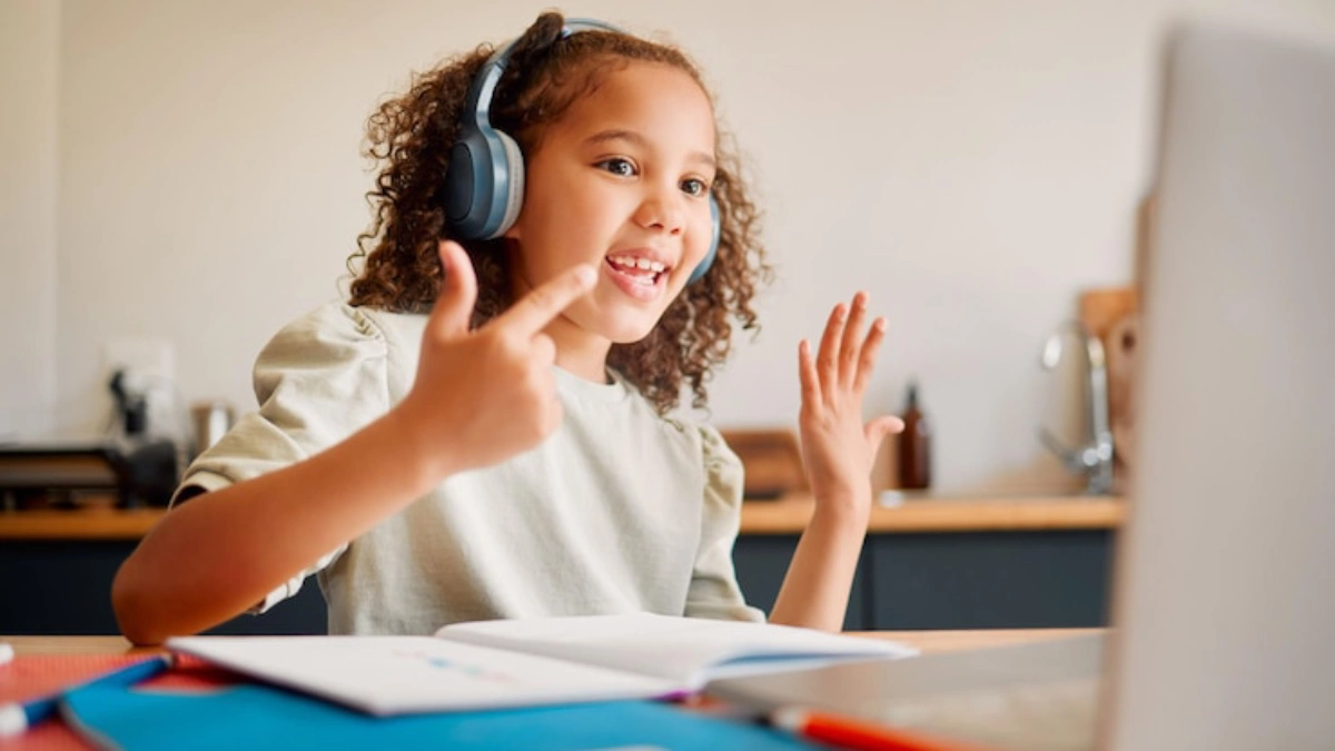 مزایای کسب درآمد از آموزش آنلاین