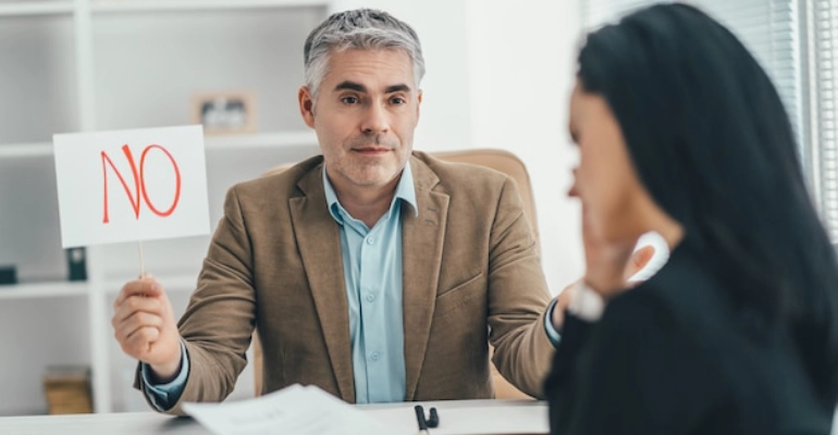 نشانه های رد شدن در مصاحبه