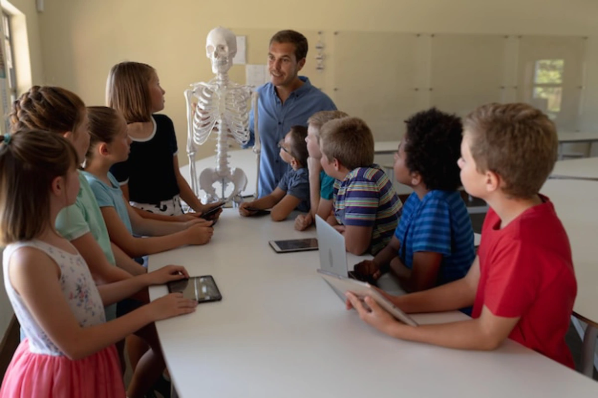 تاثیر شبکه های اجتماعی بر یادگیری دانش آموزان