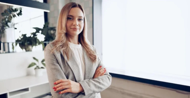 شغل های بدون مدرک تحصیلی برای خانم ها