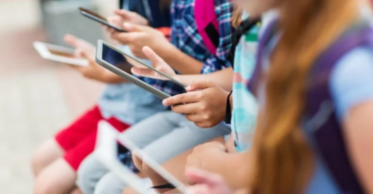 نقش شبکه های اجتماعی در آموزش