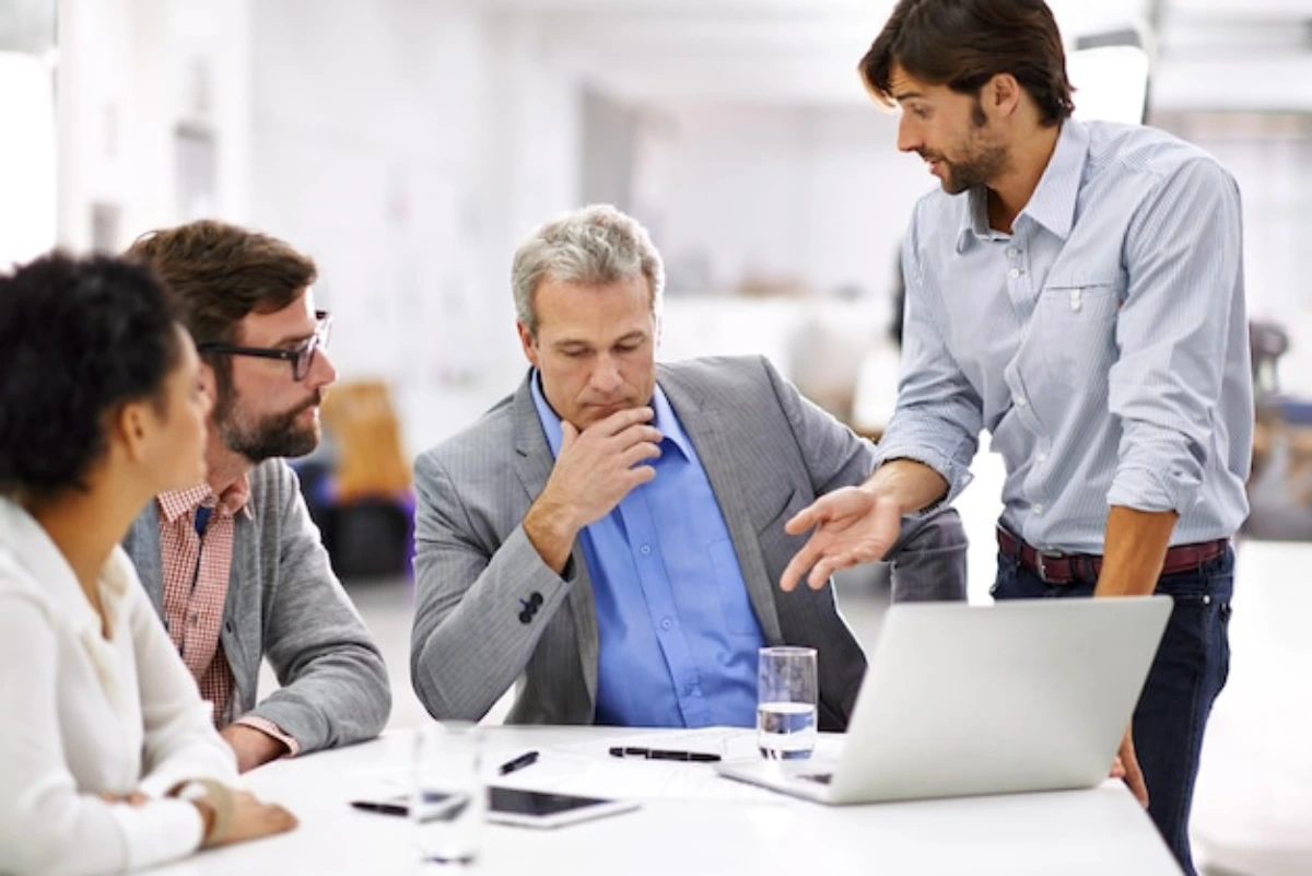 ویژگی های کارمند مسئولیت پذیر