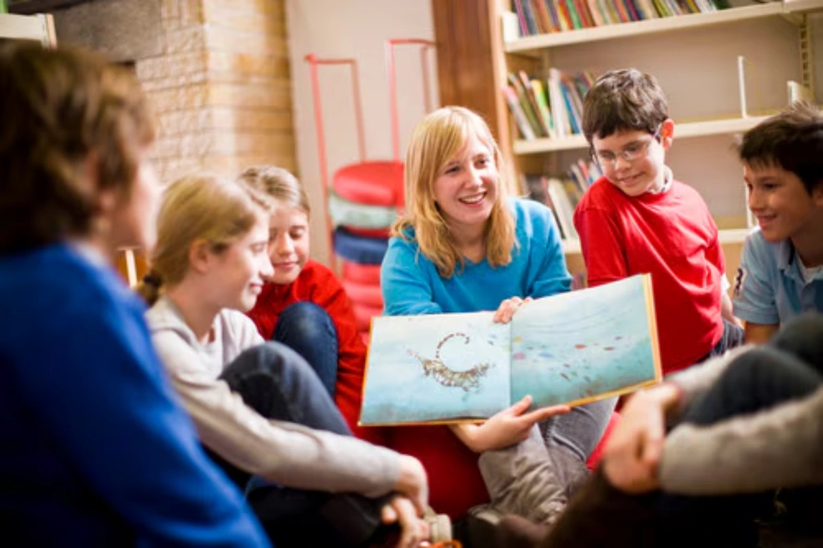 تاریخچه روش تدریس قصه گویی