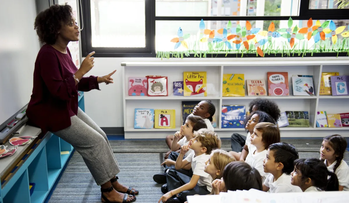 تدریس به روش قصه گویی