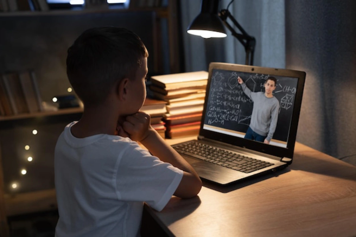 کلاس آفلاین یعنی چی