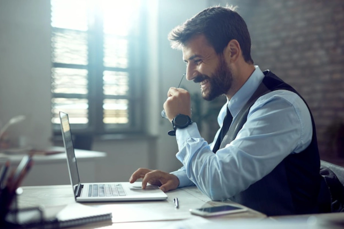آموزش رفتار حرفه ای در محیط کار